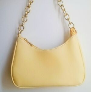 NWOT butter yellow faux leather handbag purse by Like Dreams ~ like new